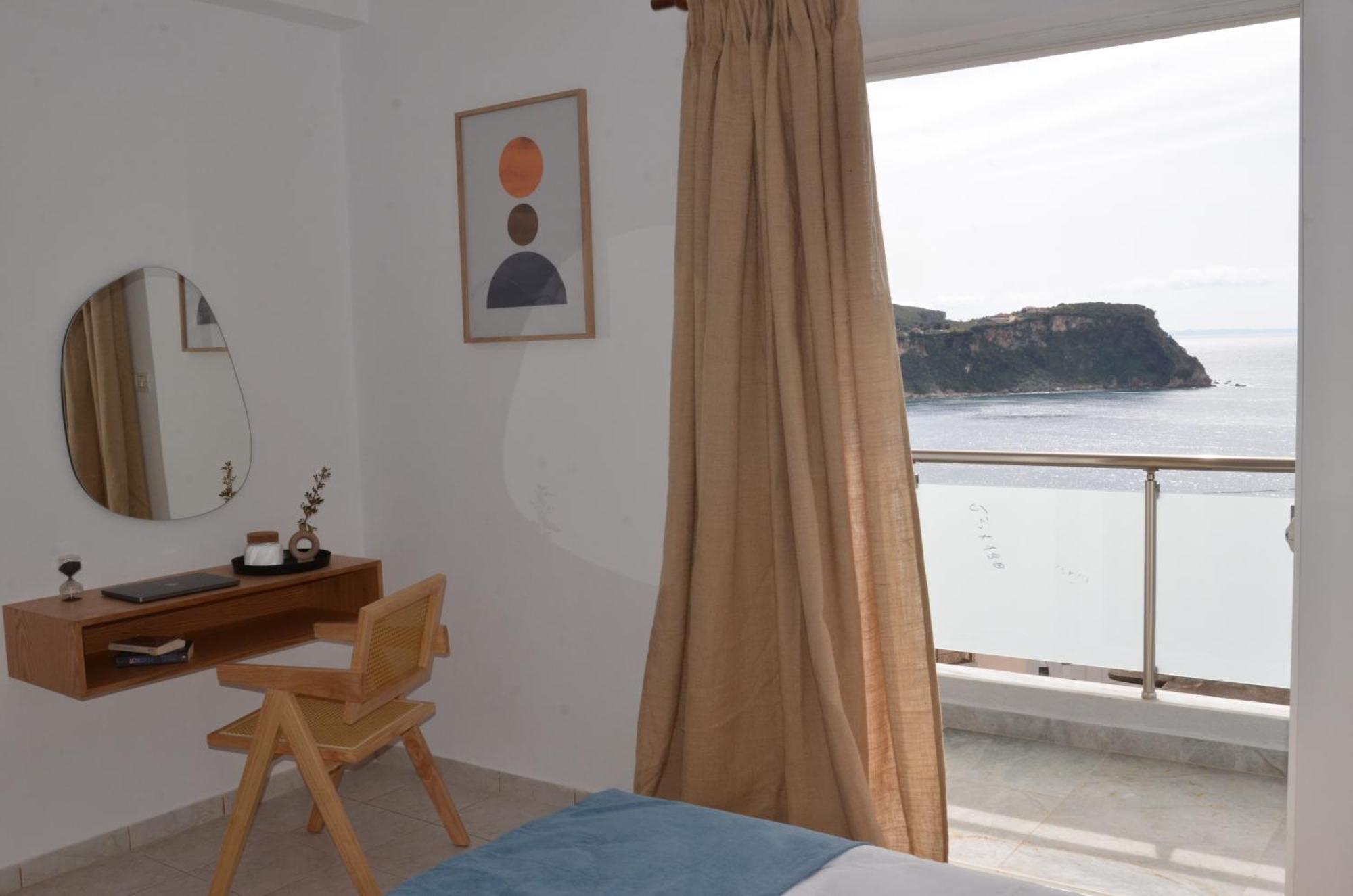 Harmonia 2 * Himare