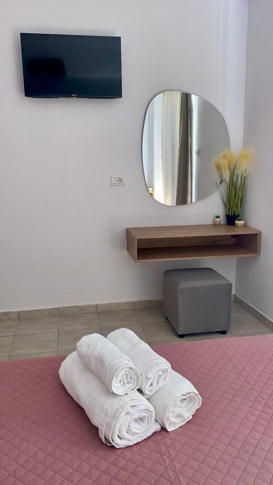 Harmonia 2 Guest house