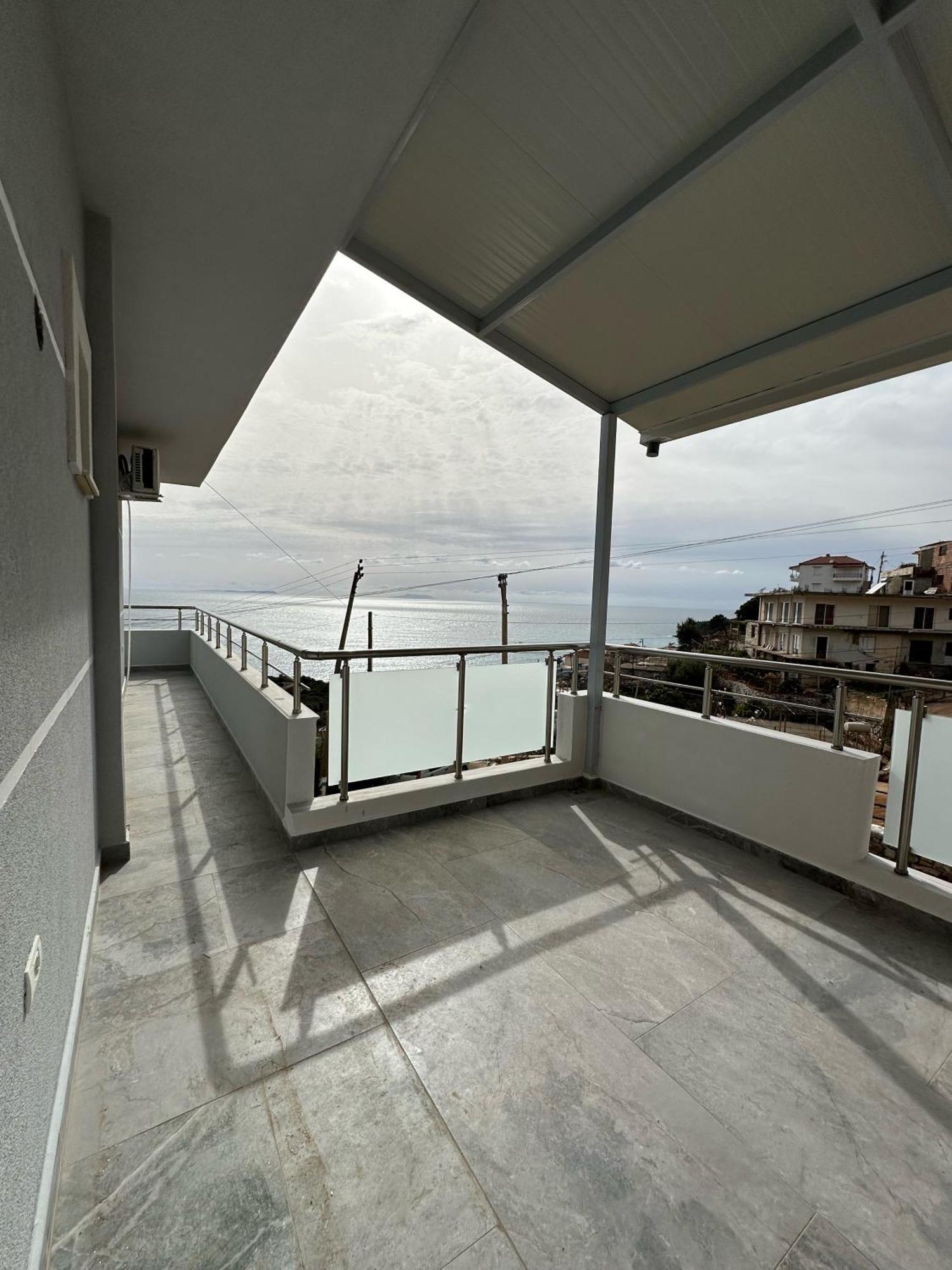 Harmonia 2 * Himare
