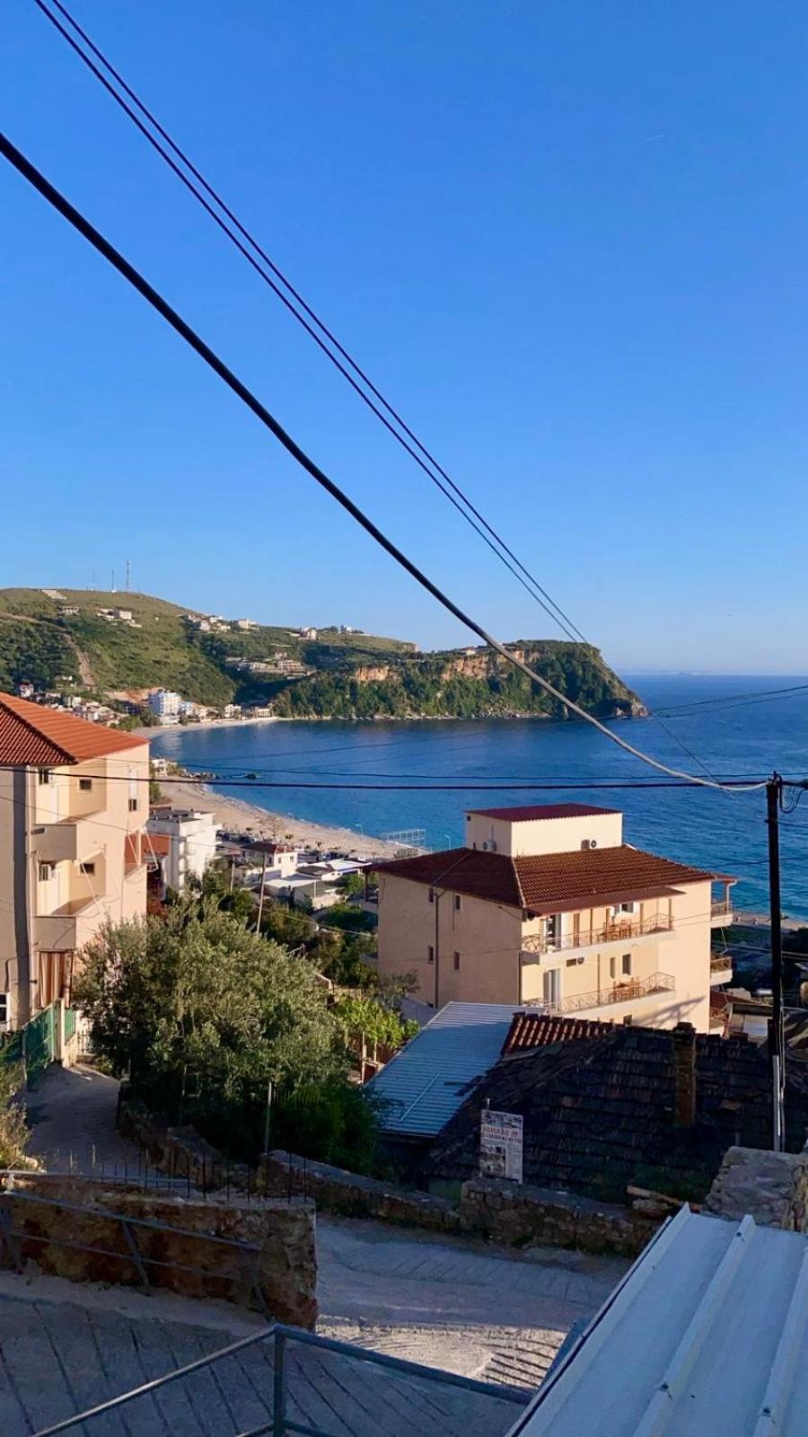 Harmonia 2 * Himare